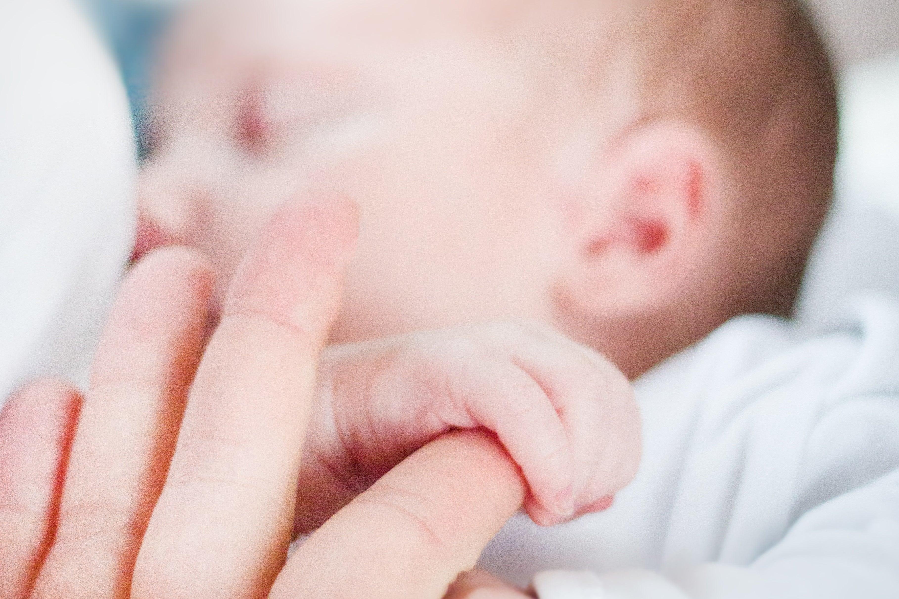 4 Top Breastfeeding Problems and How to Resolve Them - Hegen