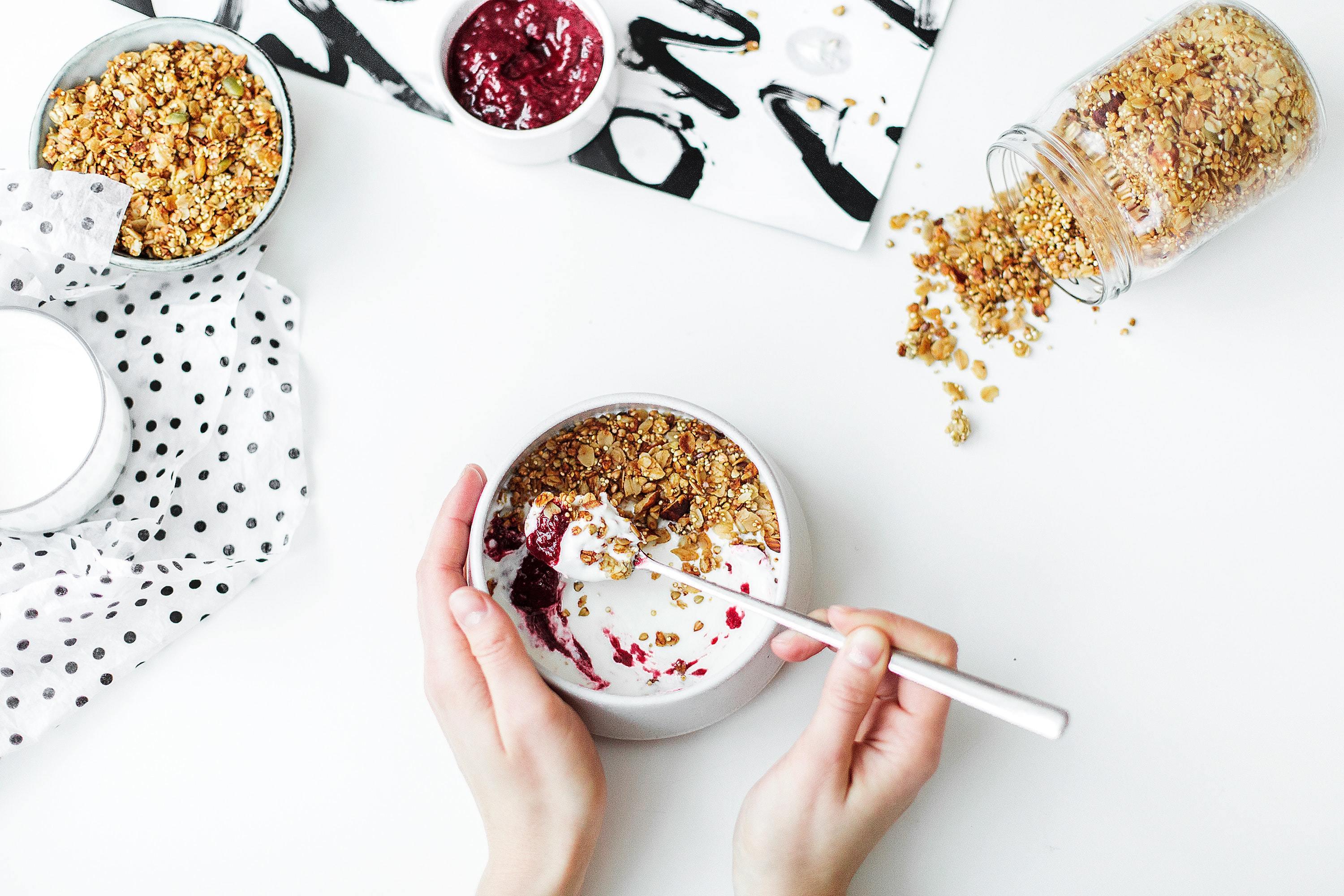 Are there such things as milk-boosting miracle foods? - Hegen