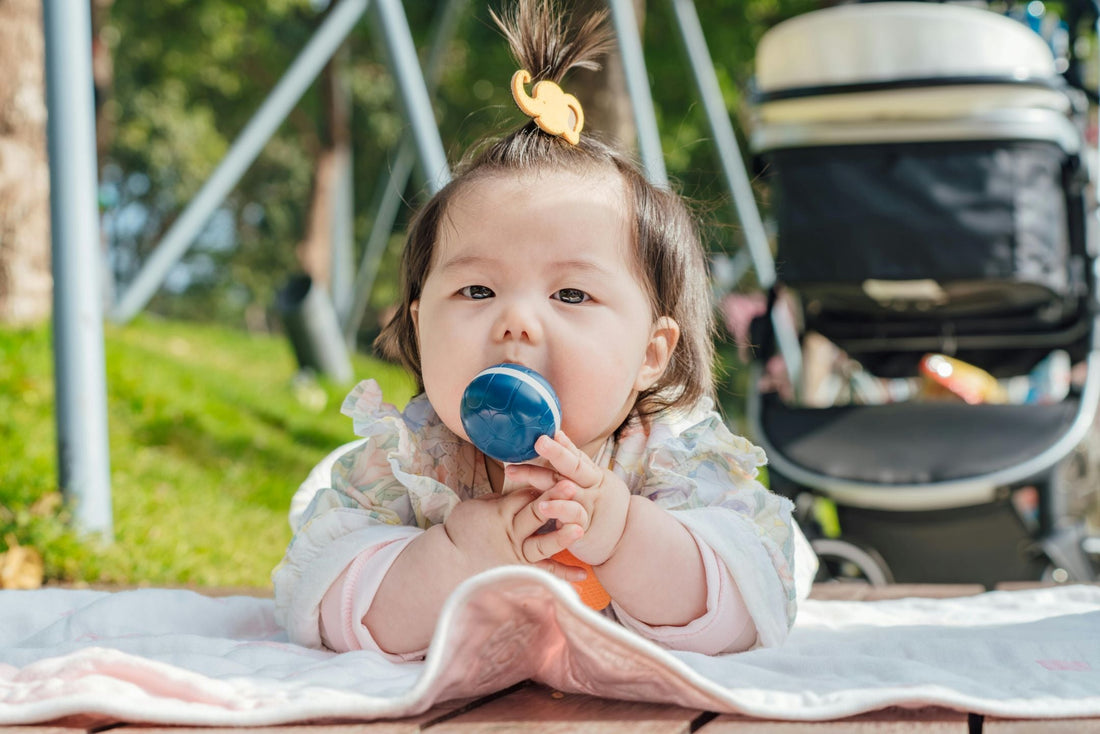 Teething and Feeding: What to Expect and How to Help