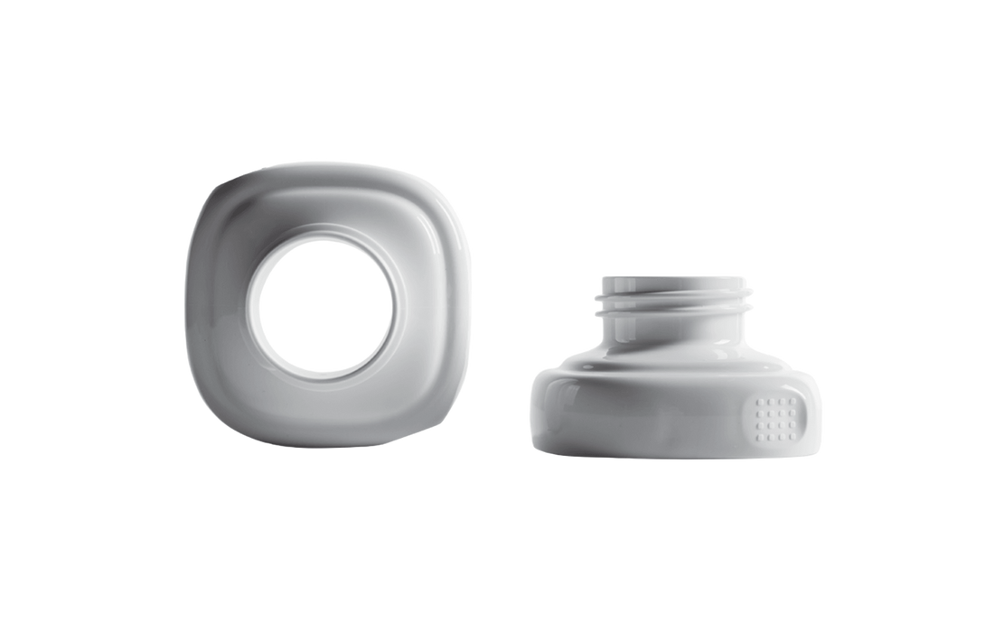 Two Hegen PCTO Standard Neck Adapters, with a standard neck connection, against a white background.
